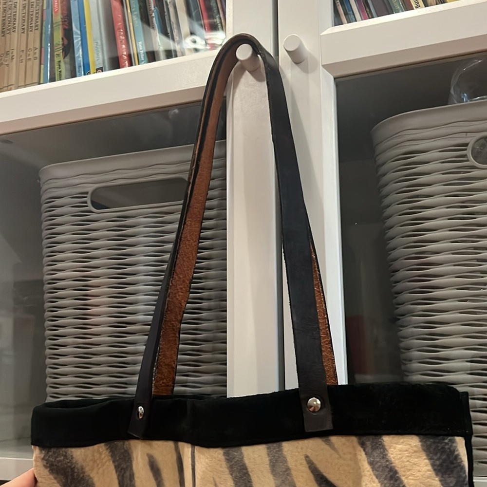 Vintage Tan and Black Zebra-Print Tote Bag - Picture 3 of 6